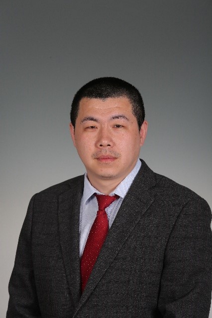 Zitong Liu